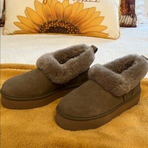 UGG Brown Tan Slippers with Plush Lining